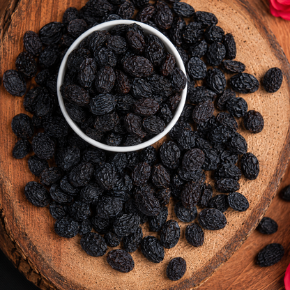 Essentrea Premium Black Raisins Seeded